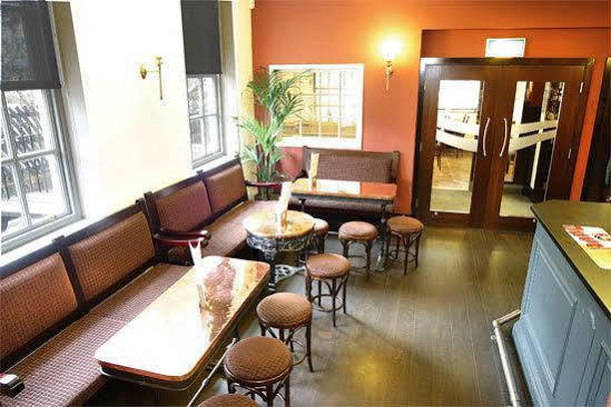 The Mitre Inn Нерсборо Екстериор снимка