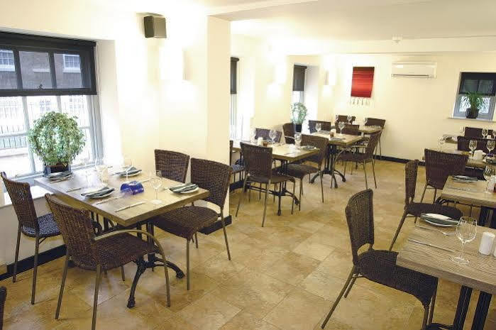 The Mitre Inn Нерсборо Екстериор снимка