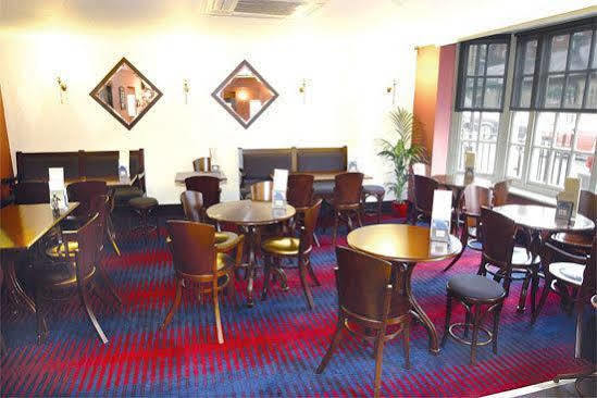 The Mitre Inn Нерсборо Екстериор снимка